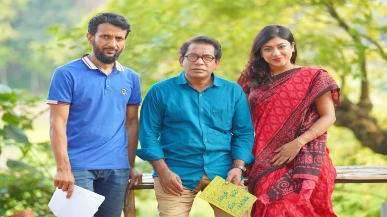 ‘বইপোকা’ নাটকে মোশাররফ করিম, ভিন্নধর্মী গল্পে সামাজিক বার্তা