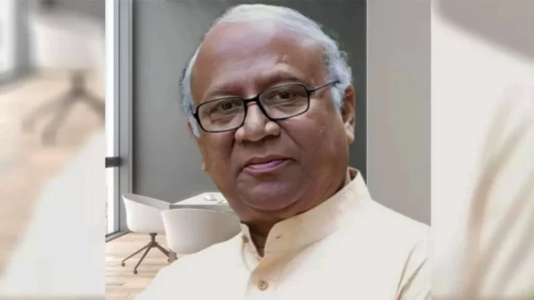 নাট্যাঙ্গনের নক্ষত্র আতাউর রহমান আর নেই, শেষ শ্রদ্ধায় ভিড় সহকর্মী-ভক্তদের